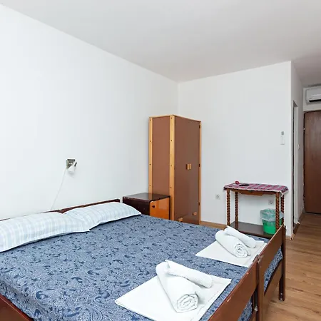 And With Parking Space Pirovac, Sibenik - 21487 Gasthuis 3*